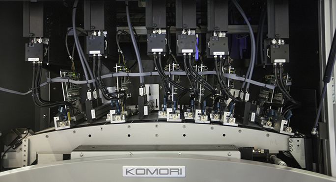 Komori label press
